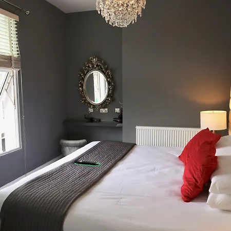 Brighton Inn Boutique Guest Accommodation-2