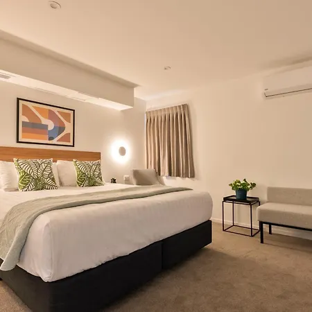 Best Western Newmarket Inn & Suites-2