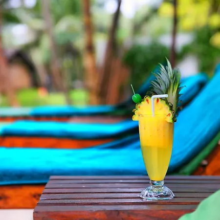 Rockside Beach Resort-2