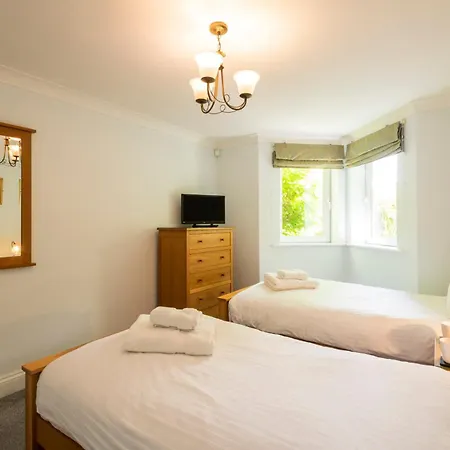 Porth Veor Manor Villas & Apartments-3