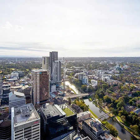 Meriton Suites George Street, Parramatta-2