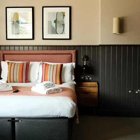 The Lawrance Luxury Aparthotel - Harrogate-3