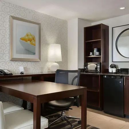 Embassy Suites Savannah Airport-3