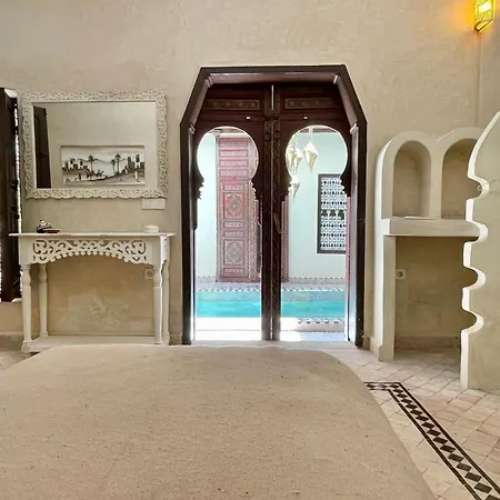 Riad Jolie-2