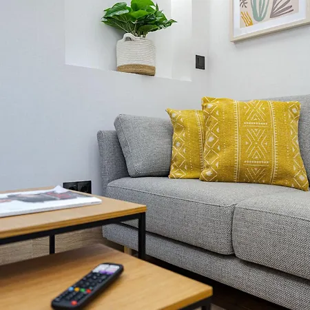 Feelathome Ventas Suites-2