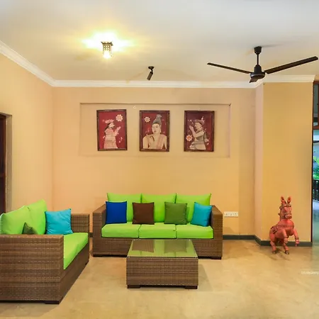 Serendip Stone Hotel And Bungalow-2