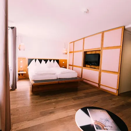 Arthotel Blaue Gans-3
