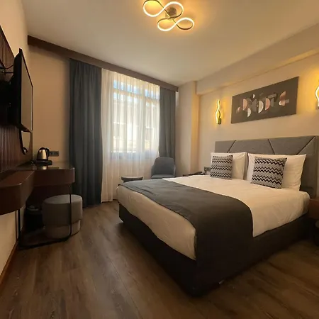 Hotel Bristol-2