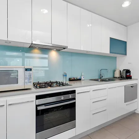 Docklands Private Collection - City Harbour Apartments-3