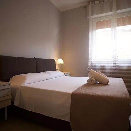 Donna Franca Rooms And Suite-3