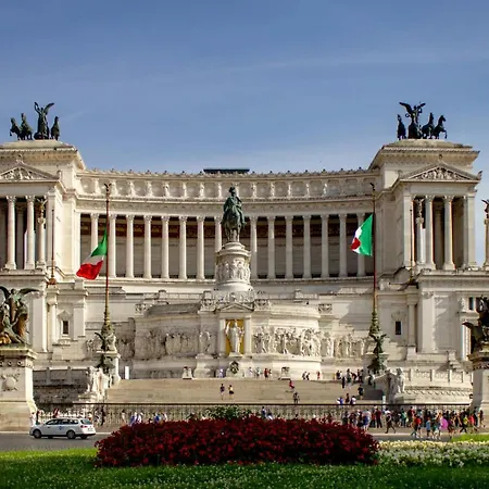 Vatican Green Garden-3