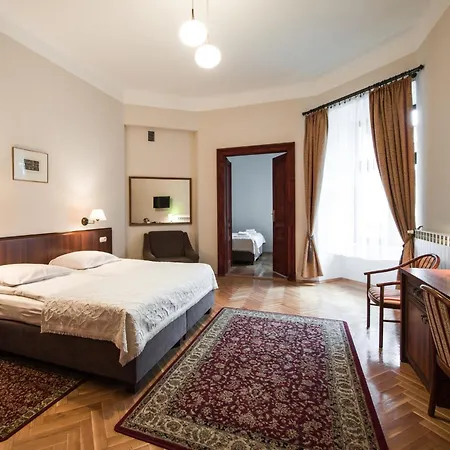 Aparthotel Basztowa-2