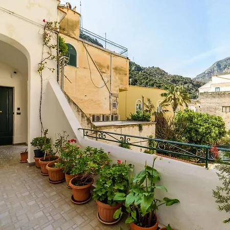 Cloister Suites Amalfi-3