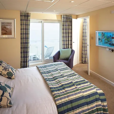 Sandbanks Hotel-2