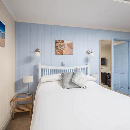 The Grafton Guest House-3