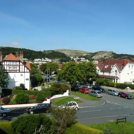 The Cliffbury-3