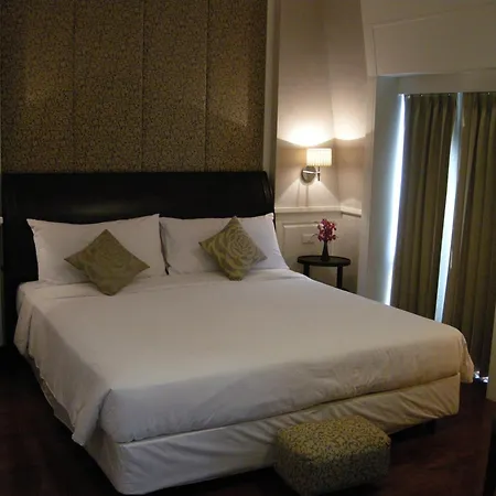 Aurum The River Place-3
