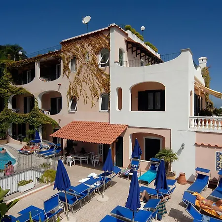 Hotel Bellevue Benessere & Relax-2