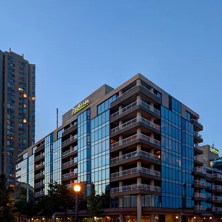 Radisson Blu Toronto Downtown-3