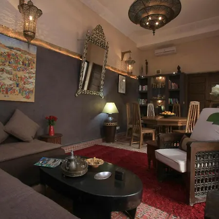 Riad Mur Akush-3