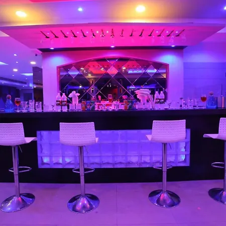 Hotel Adityaz-3