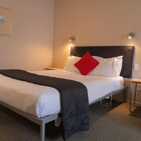 Victoria Court Motor Lodge - Spa & Free Parking-2