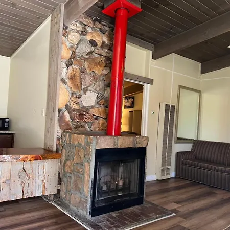Omeo Suites Big Bear-2