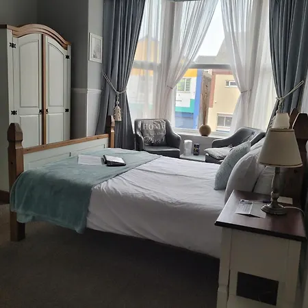 J'S Mayfair Guest House-3