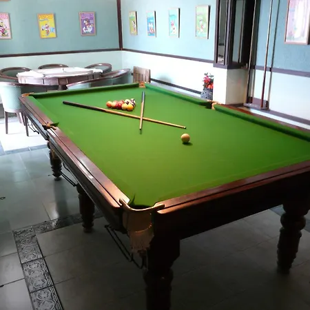Snow King Retreat: Himalayan Views & Mountain Luxury-2