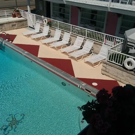 Pink Champagne Boutique Motel-3