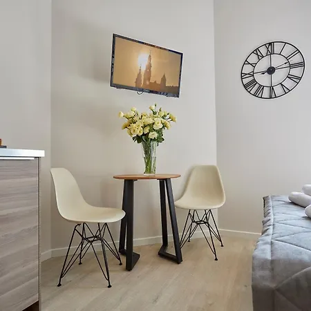 Florianska 32 By Pi Apartments-3