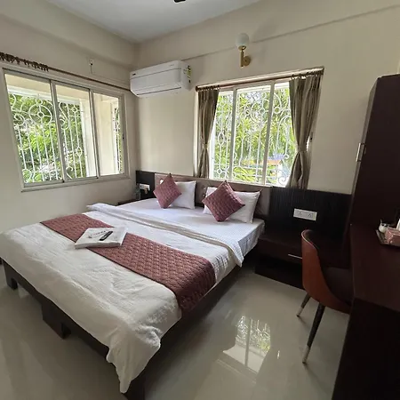 Chopson'S Parc - Bed & Breakfast-2