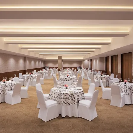 V Sarovar Portico Mi Road Jaipur-3