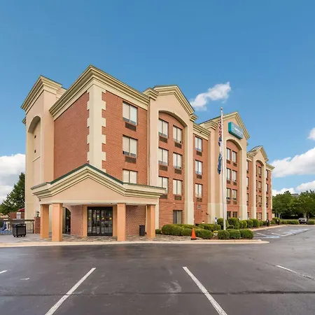 Clarion Pointe Greensboro Airport-2