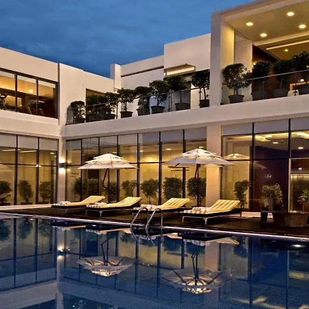 Golden Tulip Lucknow-3