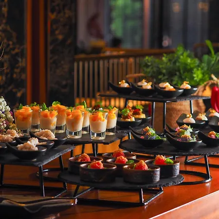 Samala Bangkok Sukhumvit 15 By Kingston Hotels-3