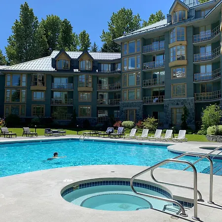 109 Per Night For September At Cascade Lodge Air Conditioning Pool Hot Tubs Sauna Change Rooms Gym Bike Storage Room-2