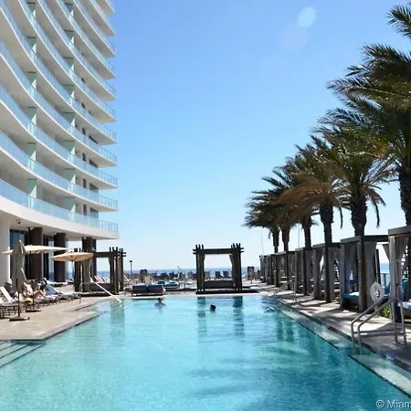 H Hollywood Resort & Residences By Zelloo-2