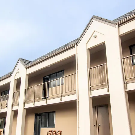The Haven Newmarket Suites-3