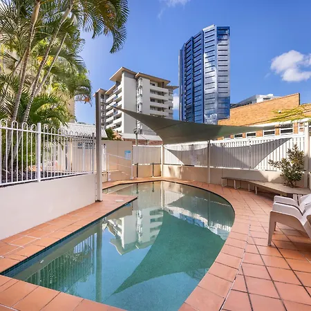 Spring Hill Gardens Apartments-2