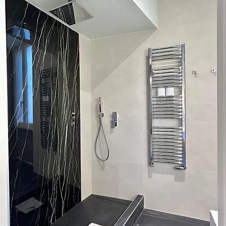Private Luxury Suites-3