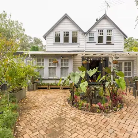 Dovecote House-3