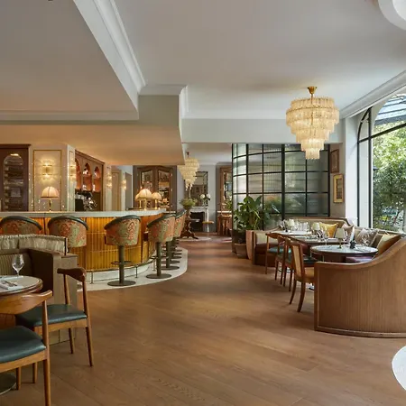 Miiro Le Grand Hotel Cayre-3