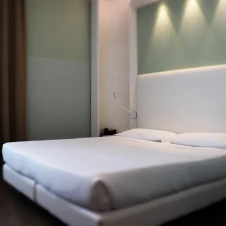 Ark Hotel-2