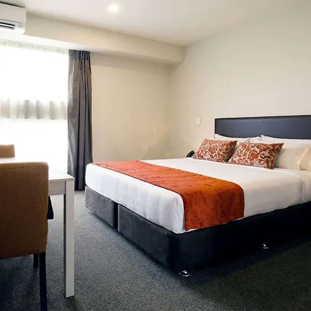 Ramada Suites By Wyndham Christchurch City-2