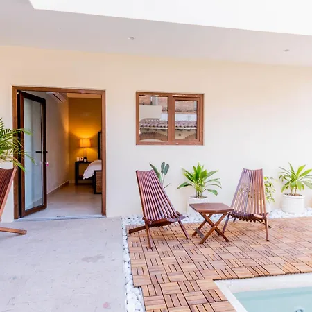Casa Victoria Malecon - Adults Only-2