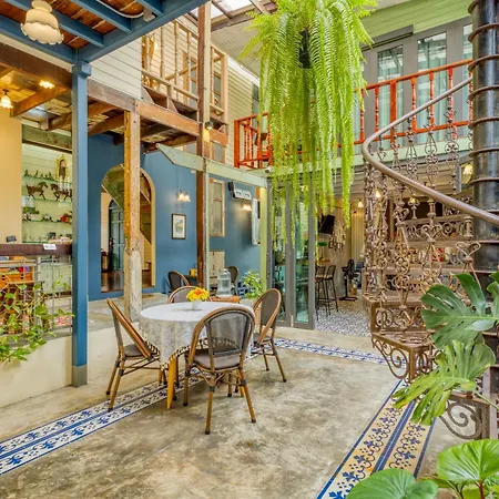 Priya Boutique House-3