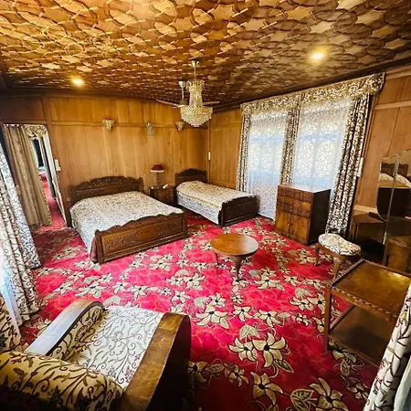 Houseboat New Pride Of Kashmir-3