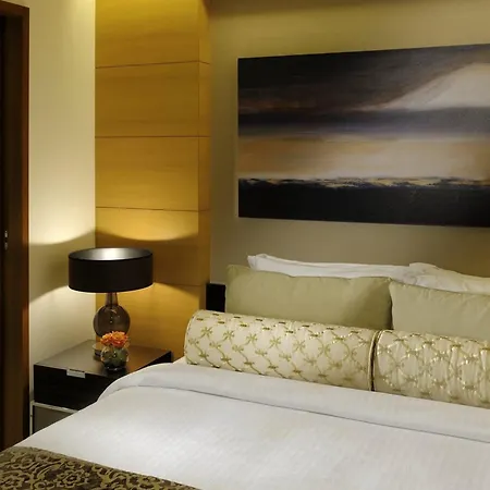 Emaar Residences Fashion Avenue, Formerly Address Dubai Mall-2