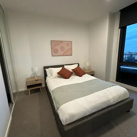 Samma - Linden Apartments In Ivanhoe-3